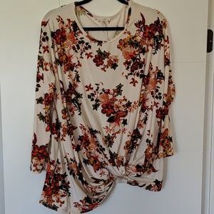 Reborn J twist hem top